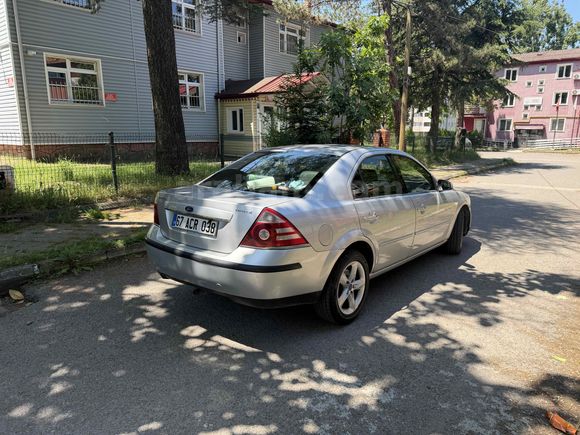 Sahibinden Ford Mondeo 2.0 Ghia 2005 Model 