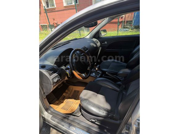 Sahibinden Ford Mondeo 2.0 Ghia 2005 Model 