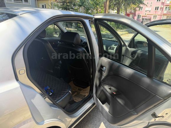 Sahibinden Ford Mondeo 2.0 Ghia 2005 Model 
