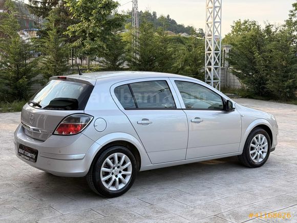 HATASIZZ BOYASIZZ 54.000 KM DE 2011 1.3 ASTRA