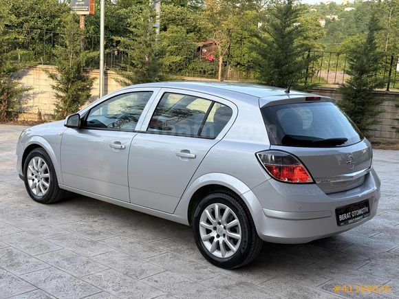 HATASIZZ BOYASIZZ 54.000 KM DE 2011 1.3 ASTRA