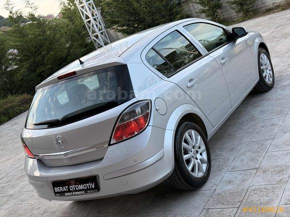 HATASIZZ BOYASIZZ 54.000 KM DE 2011 1.3 ASTRA