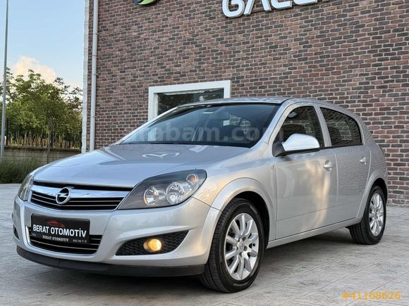 HATASIZZ BOYASIZZ 54.000 KM DE 2011 1.3 ASTRA