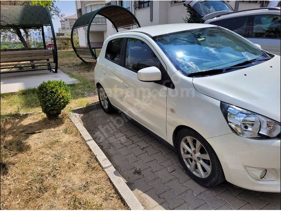 Sahibinden Mitsubishi Space Star 1.2 CVT 2014 Model 