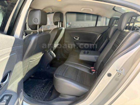 ÖzÖz AUTO'DAN %20 PEŞİNAT 3 AY ERTELEMELİ SENETLİ TAKSİTLİ KREDİ