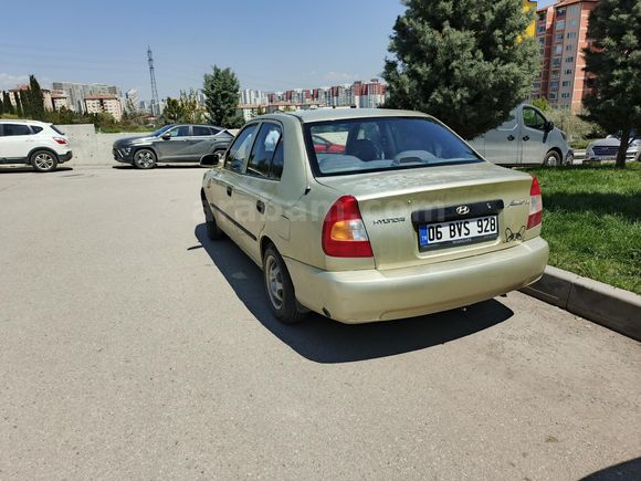 Sahibinden Hyundai Accent 1.5 GL 2001 Model