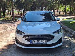 Boyasız, Değişensiz, Hasar Kayıtsız Focus 1.0 EcoBoost Titanium Stil 2023 Model 