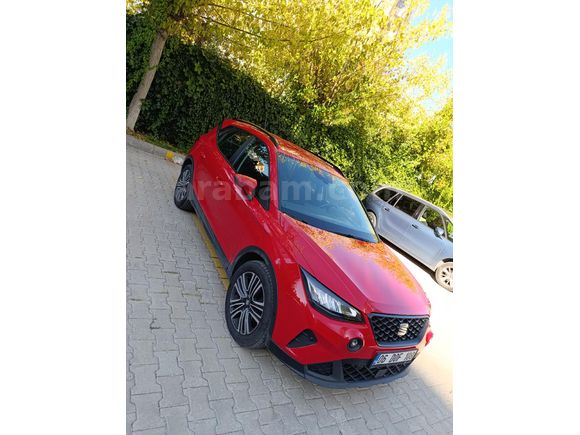Sahibinden Seat Arona 1.0 EcoTSI Style Plus 2023 Model