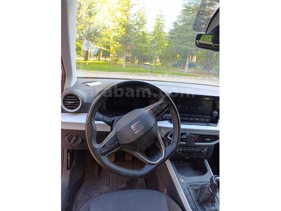 Sahibinden Seat Arona 1.0 EcoTSI Style Plus 2023 Model