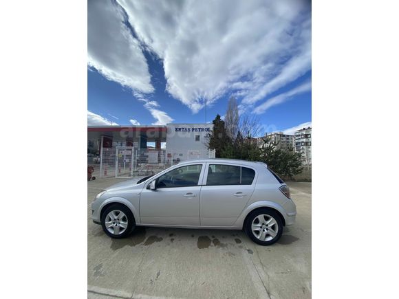 Sahibinden Opel Astra 1.6 Essentia 2013 Model 