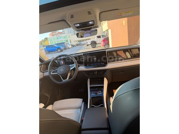 Sahibinden Volkswagen Tayron 1.5 e-TSI Elegance 2025 Model 