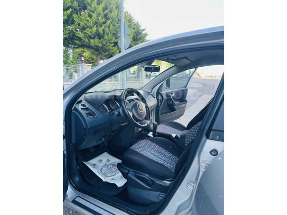 Galeriden Renault Megane 1.5 dCi Dynamique 2009 Model Gaziantep