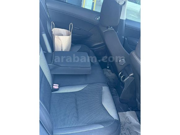 Sahibinden Peugeot 308 1.6 e-HDi Active 2012 Model