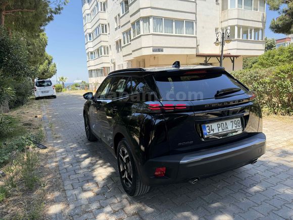 Sıfır Gibi Peugeot 2008 1.2 PureTech Allure 2025 Model 