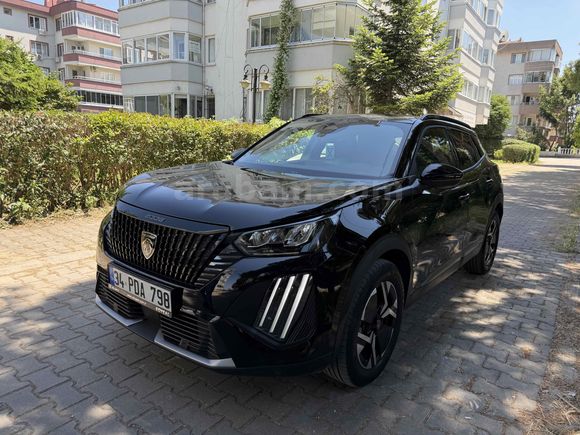 Sıfır Gibi Peugeot 2008 1.2 PureTech Allure 2025 Model 