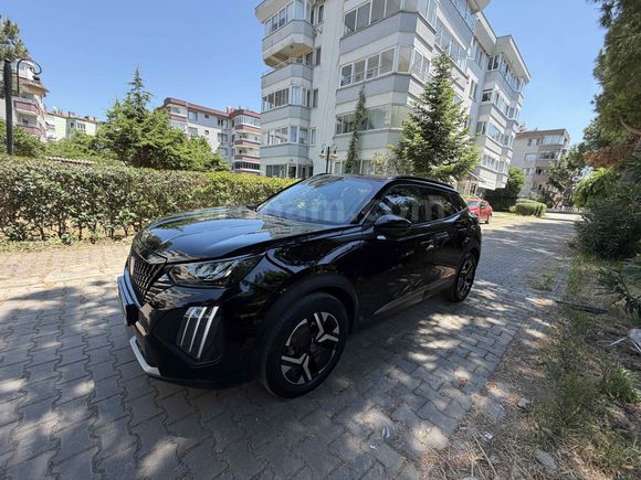 Sıfır Gibi Peugeot 2008 1.2 PureTech Allure 2025 Model 