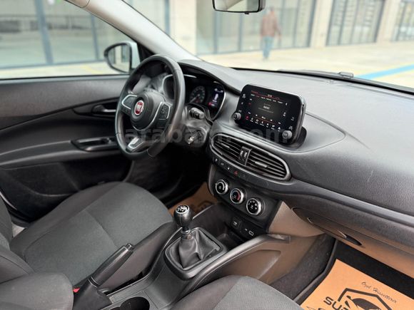 Galeriden Fiat Egea 1.4 Fire Easy Stil 2021 Model Kayseri