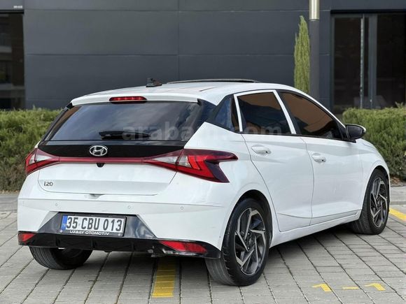 Sahibinden Hyundai i20 1.4 MPI Style Plus 2021 Model 