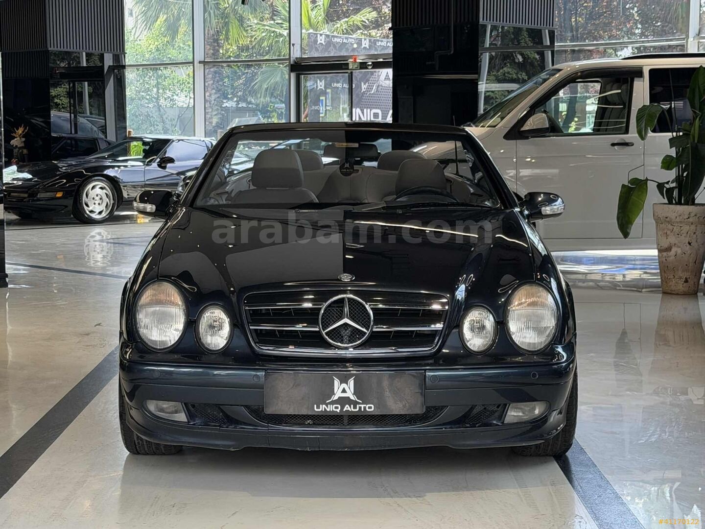 Galeriden Mercedes - Benz CLK 200 Kompressor Elegance 2000 Model İstanbul 147.000 km Lacivert 2