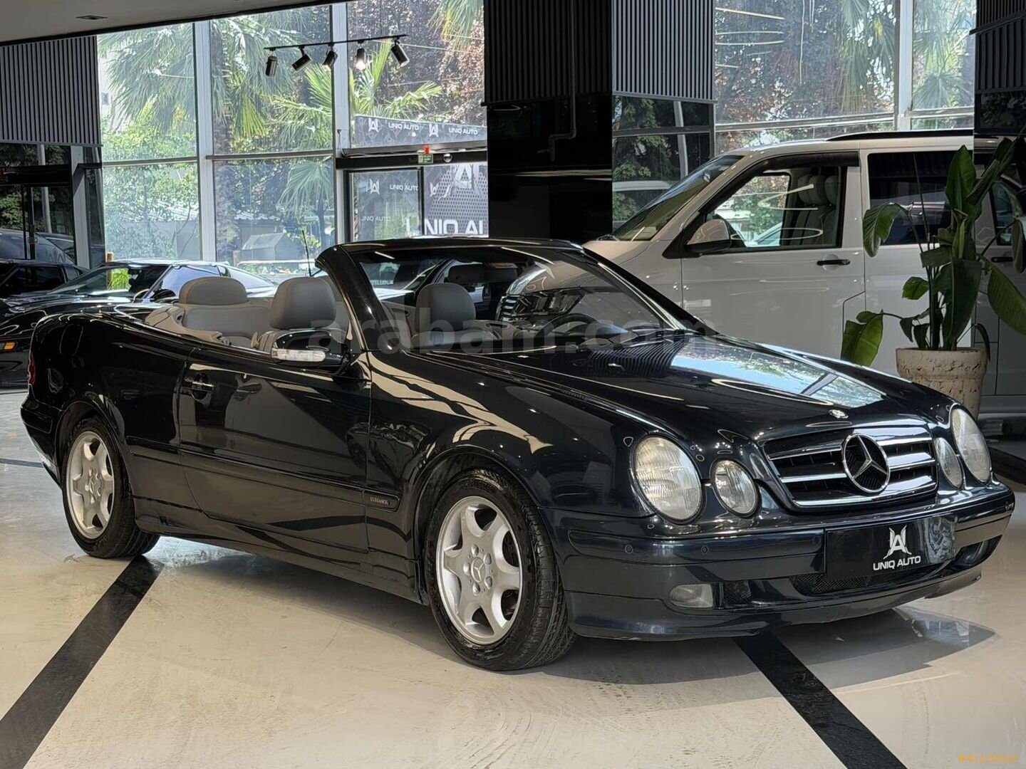 Galeriden Mercedes - Benz CLK 200 Kompressor Elegance 2000 Model İstanbul 147.000 km Lacivert 4