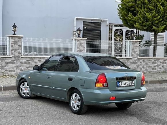 Galeriden Hyundai Accent 1.5 CRDi GLS 2004 Model Gaziantep
