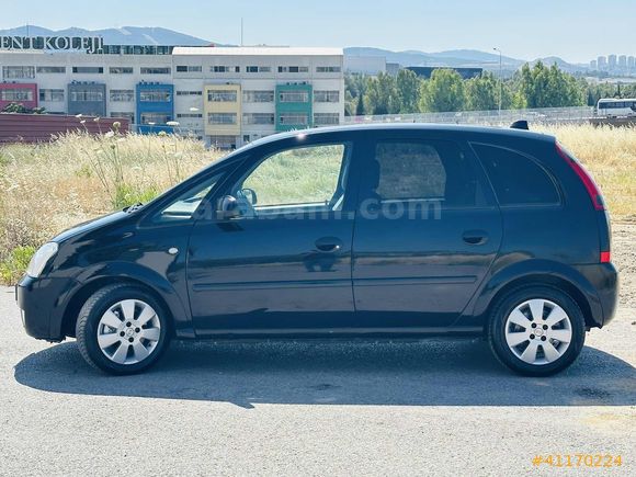 TERTEMİZ OTOMATİK VİTES AİLE ARACI ÇİFT SANRUF KLİMA