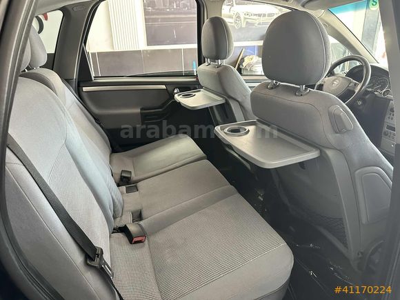 TERTEMİZ OTOMATİK VİTES AİLE ARACI ÇİFT SANRUF KLİMA