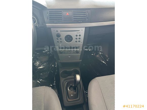 TERTEMİZ OTOMATİK VİTES AİLE ARACI ÇİFT SANRUF KLİMA