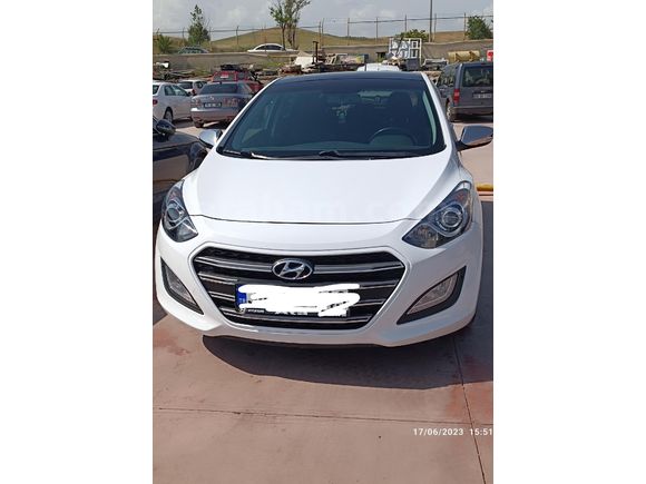 Sahibinden Hyundai i30 1.6 CRDi Style Design Pack 2016 Model