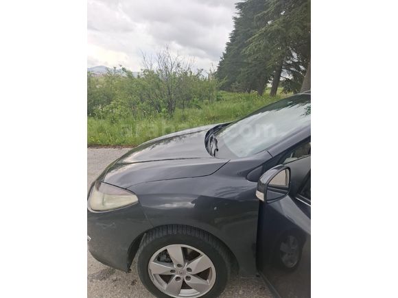 Galeriden Renault Fluence 1.5 dCi Extreme 2011 Model Çorum