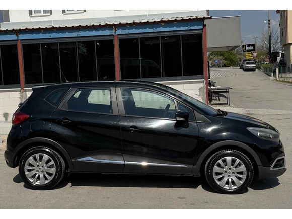 Sahibinden Renault Captur 1.5 dCi Touch 2013 Model  157.000 km Siyah
