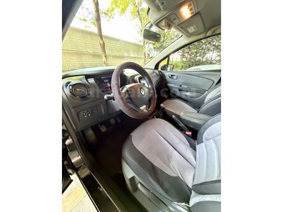 Sahibinden Renault Captur 1.5 dCi Touch 2013 Model  157.000 km Siyah