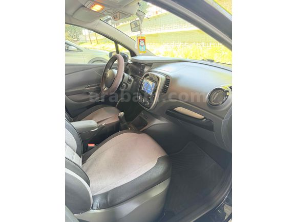 Sahibinden Renault Captur 1.5 dCi Touch 2013 Model  157.000 km Siyah