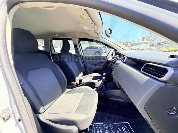 Galeriden Dacia Duster 1.3 Tce Essential 2022 Model İstanbul