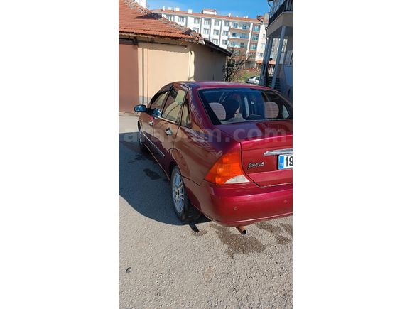 Sahibinden Ford Focus 1.6 Ghia 2001 Model Ankara