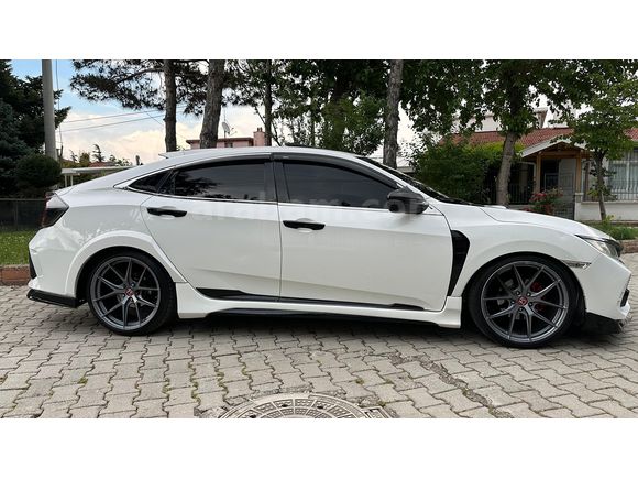 2016 Sunroof Tek değişen Biniciye