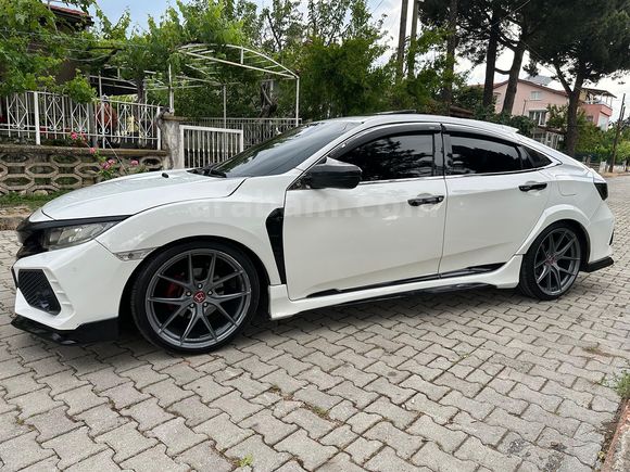 2016 Sunroof Tek değişen Biniciye