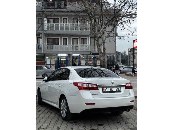 Sahibinden Renault Latitude 1.5 dCi Privilege 2013 Model 