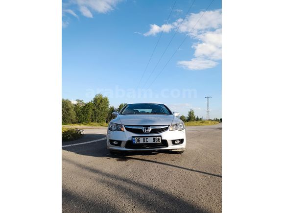 Sahibinden Honda Civic 1.6i VTEC Premium 2009 Model