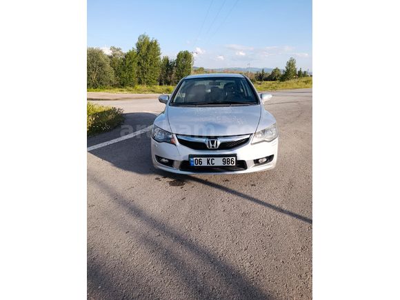 Sahibinden Honda Civic 1.6i VTEC Premium 2009 Model