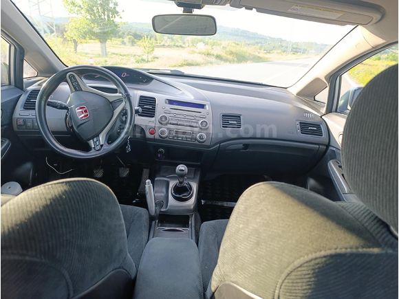 Sahibinden Honda Civic 1.6i VTEC Premium 2009 Model