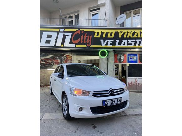Sahibinden Citroen C-Elysée 1.6 HDi Attraction 2015 Model  bakımları yeni yapıldı 