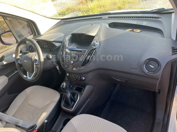 Sahibinden Ford Tourneo Courier 1.6 TDCi Titanium Plus 2016 Model 