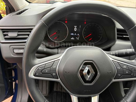 2022 çıkışlı az km clio 
