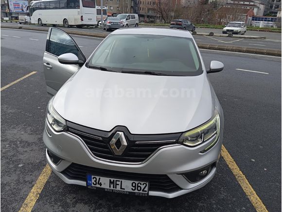 Sahibinden Renault Megane 1.5 Blue DCI Touch 2020 Model