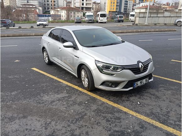 Sahibinden Renault Megane 1.5 Blue DCI Touch 2020 Model