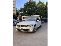 Sahibinden Volkswagen Passat 1.6 TDi BlueMotion Comfortline 2015 Model İstanbul 195000km Beyaz