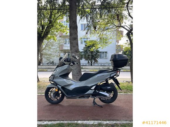 2023 HONDA PCX125 *NARDO GRİ* 4200 KM *YETKİLİ BAKIMLI* EXTRALI