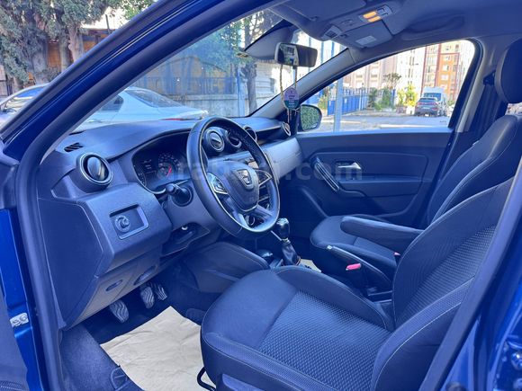 İLK SAHİBİNDEN HATASIZ BAKIMLI  ORJİNAL1.5 BLUEDCI