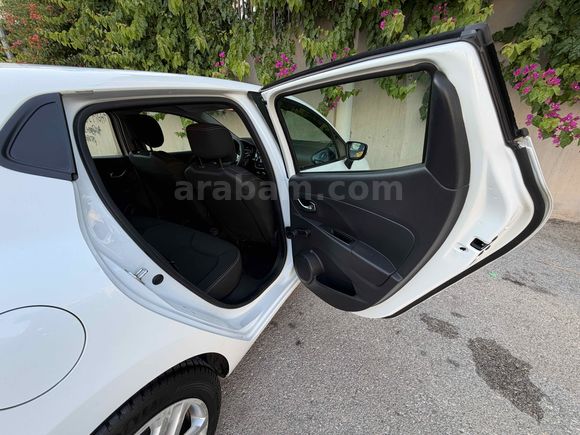 HATASİZ BOYASIZ Renault Clio 1.5 dCi Joy 2018 Model Antalya